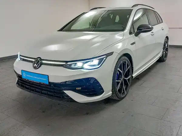 VW Golf VIII Variant R 2.0 TSI 4M AHK IQ.Assist black MATRX ACC (2/21)