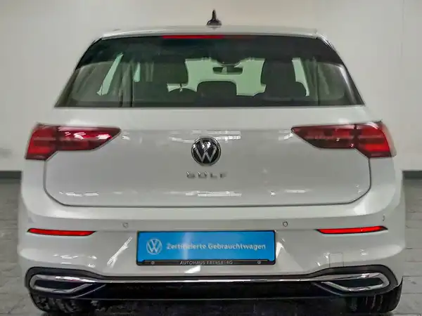 VW Golf VIII 8 STYLE 1.5 TSI 5JGar DCC App Alarm DAB MATRX Pano (6/19)