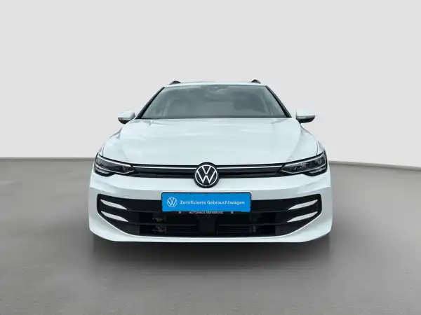 VW Golf VIII Variant 8 LIFE 1.5 eTSI 5JGar StandHzg 4xSHZ AHK (3/16)
