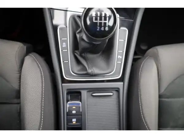 VW Golf VII 1.5 TSI ACT BlueMotion Highline (22/26)