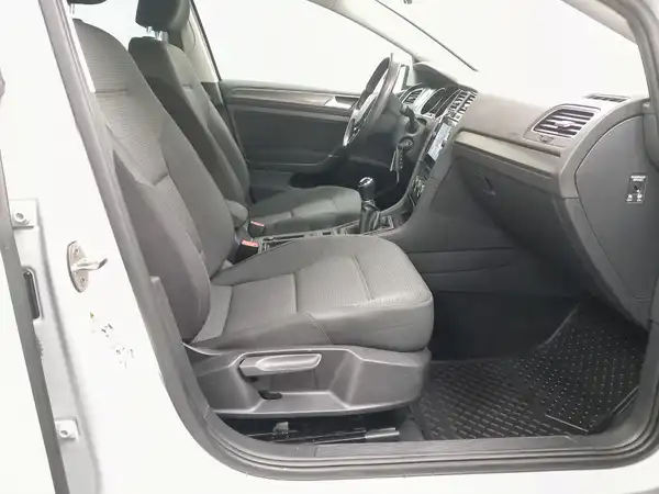 VW Golf 1.0 TSI LED Sound Navi ACC (16/21)