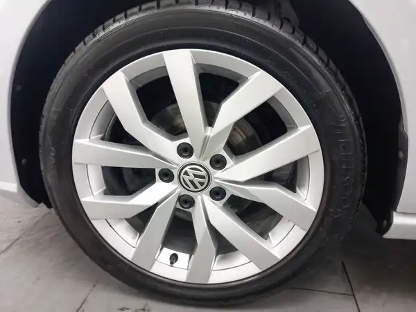 VW Golf 1.0 TSI LED Sound Navi ACC (21/21)