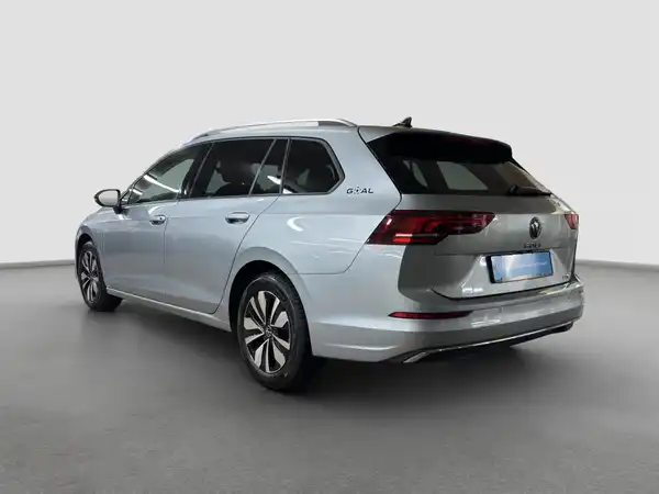 VW Golf VIII Variant Life 1.5 eTSI (7/16)