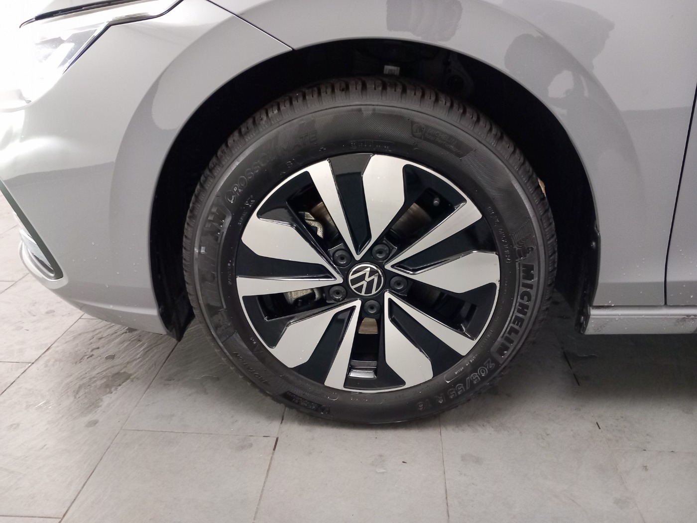 VW Golf MOVE ACC Navi RFK Lenk-bhz Klima SHZ (21/21)
