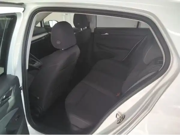VW Golf Life 1.5 TSI 5JGAR ACC Connect Digital Winter (5/5)