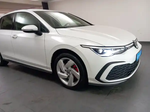 VW Golf GTE 1.4 eHybrid ACC DAB Navi App LichtAssist (18/20)