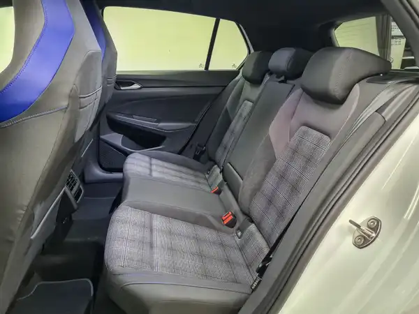 VW Golf GTE 1.5 eHybrid (9/19)