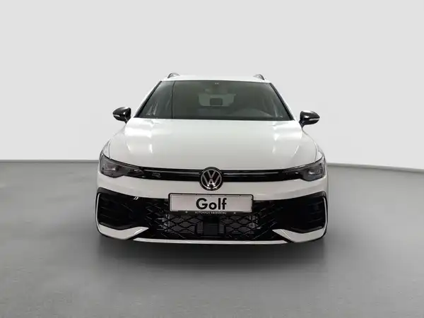 VW Golf Variant R-Line 1.5 eTSI (3/17)