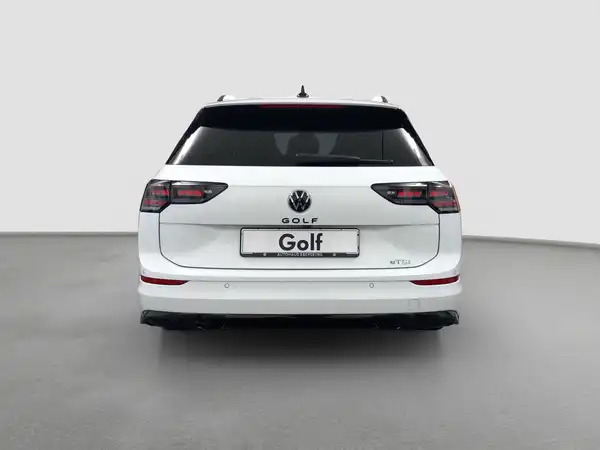 VW Golf Variant R-Line 1.5 eTSI (6/17)