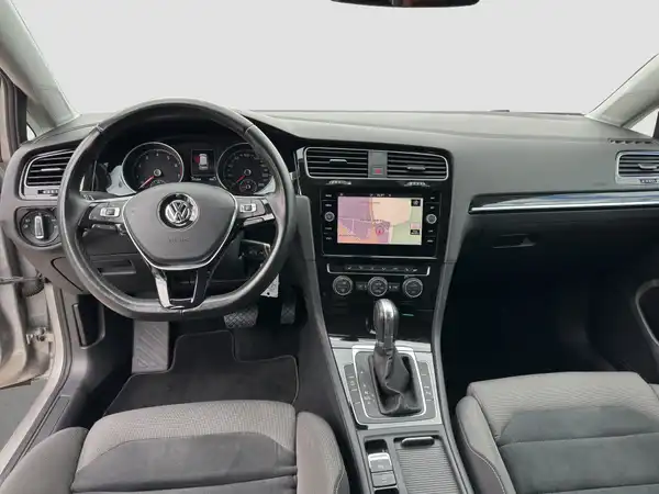 VW Golf VII Variant Highline 1.4 TSI Business+ Navi QI ergo (10/17)