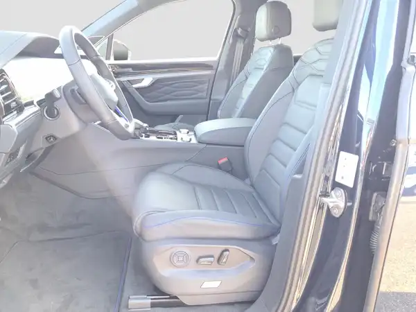 VW Touareg R 3.0 V6 eHybrid (8/16)