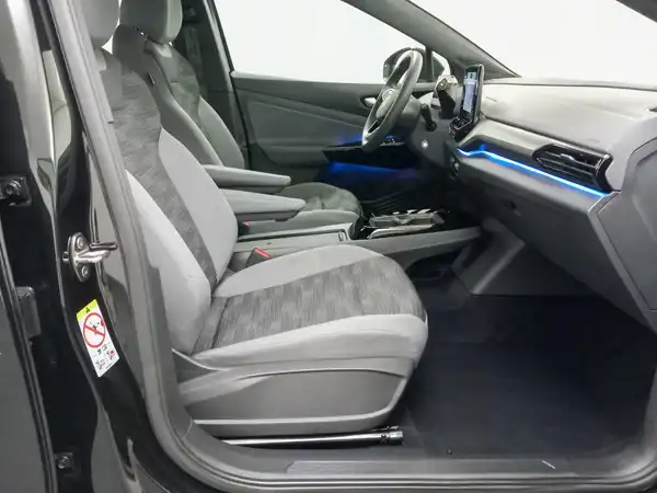 VW ID.4 Pure DC-Max NavPro QI Schuko 52kWh (17/22)