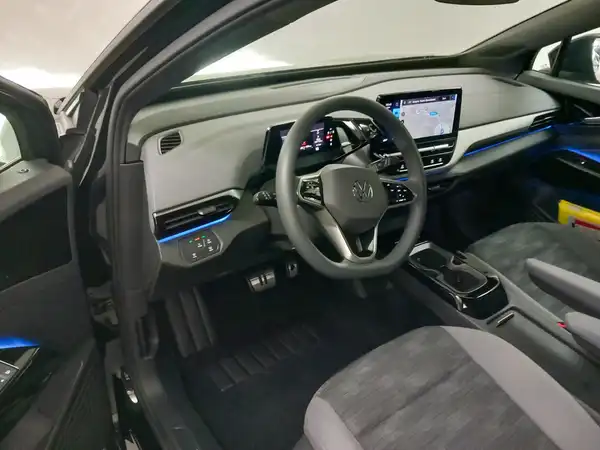 VW ID.4 Pure DC-Max NavPro QI Schuko 52kWh (8/22)