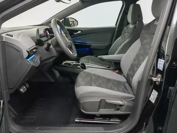 VW ID.4 Pure DC-Max NavPro QI Schuko 52kWh (10/22)