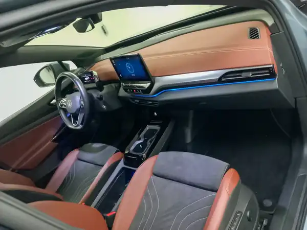 VW ID.5 Pro Performance Assist Design+ ergo MATRX AHK (16/20)