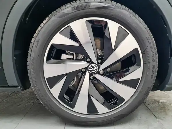 VW ID.5 Pro 82 kWh GOAL Assist+ DCC HUD LM20 Sport (15/18)
