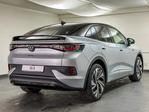 VW ID.5 GTX 4M IQ.DRIVE Assist Design Bonus (7/16)