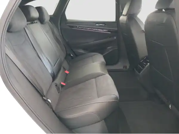 VW ID.7 Tourer Pro (15/16)
