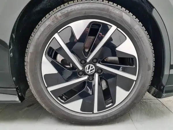 VW ID.7 Pro 77 kWh (13/18)