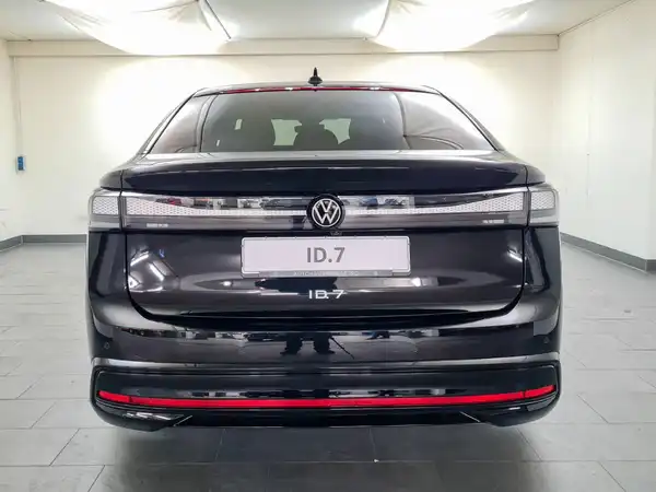 VW ID.7 Pro 77 kWh (6/18)