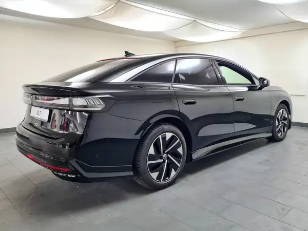 VW ID.7 Pro 77 kWh (7/18)