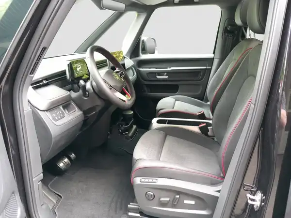 VW ID. Buzz GTX 4M lang (8/17)