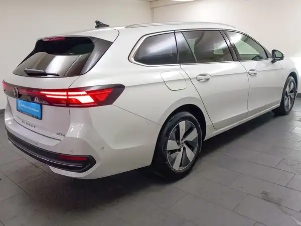 VW Passat Variant 2024 NEU 1.5 TI Business IQ.Assist+ TrailerAssist (7/18)