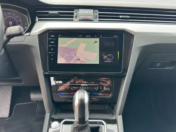 VW Passat Variant GTE 1.4 eHybrid Business AHK Navi Kamera (12/16)