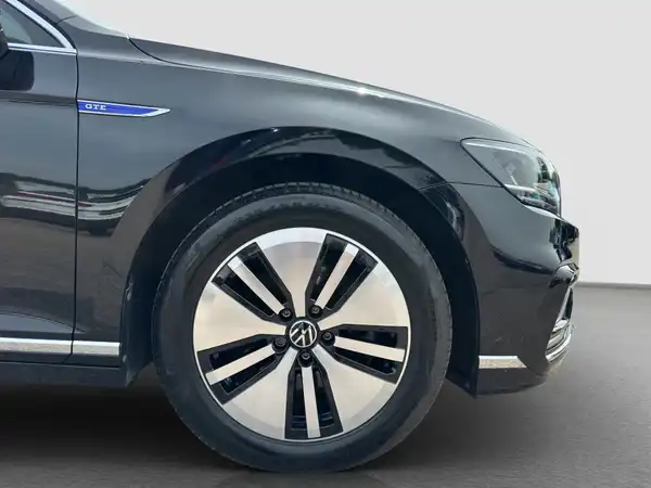VW Passat Variant GTE 1.4 eHybrid Business AHK Navi Kamera (16/16)
