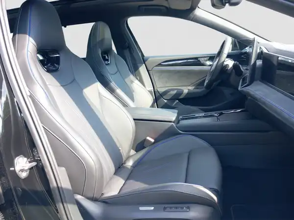 VW Passat R-Line 2.0 TDI 4M (15/17)