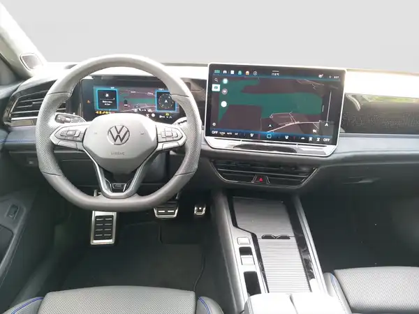 VW Passat R-Line 2.0 TDI 4M (10/17)