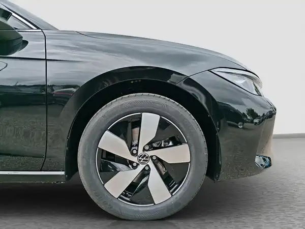 VW Passat Business 2.0 TDI (17/17)