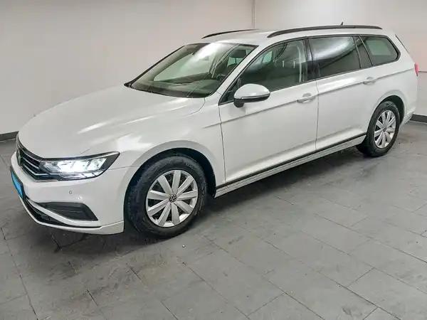 VW Passat Variant 2.0 TDI Business Navi App Sthzg Spur Assist LED (2/20)