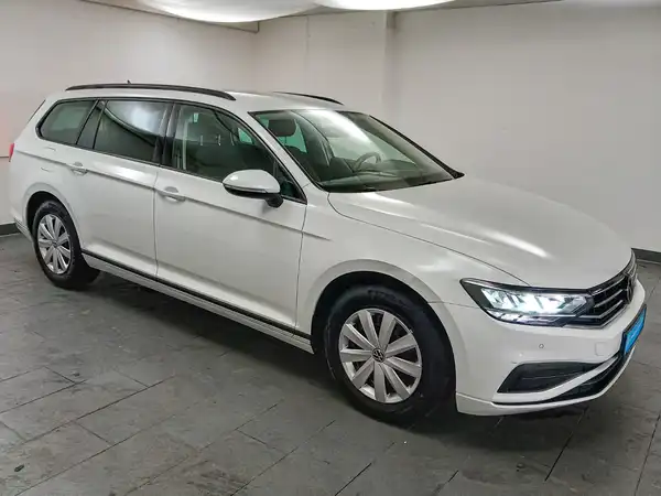 VW Passat Variant 2.0 TDI Business Navi App Sthzg Spur Assist LED (4/20)