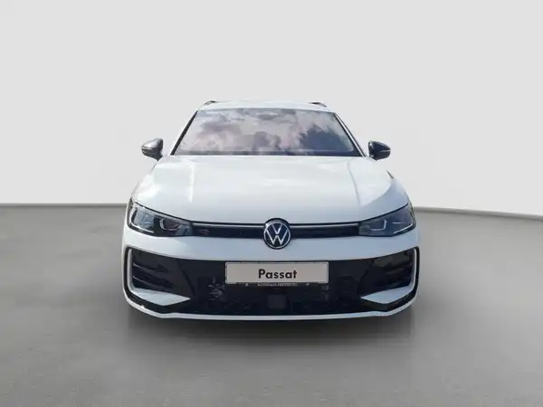 VW Passat R-Line 2.0 TDI 4M (3/17)