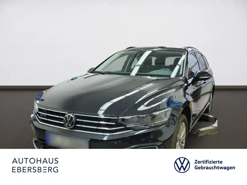 VW Passat Variant GTE 1.4 eHybrid Business AHK Navi Kamera Digital (1/4)