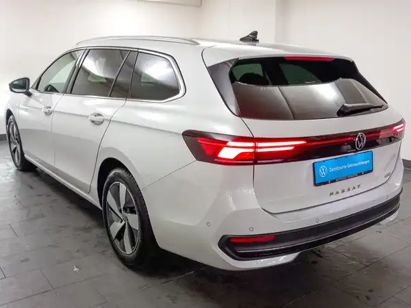 VW Passat Variant Business IQ.DRIVE AHK RFK Lenk-bhz (5/20)