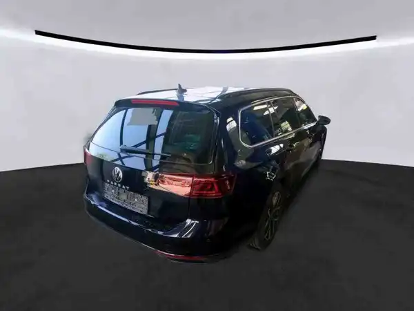 VW Passat Variant 2.0 TDI Business IQ.Drive/Light 360 AHK (3/4)