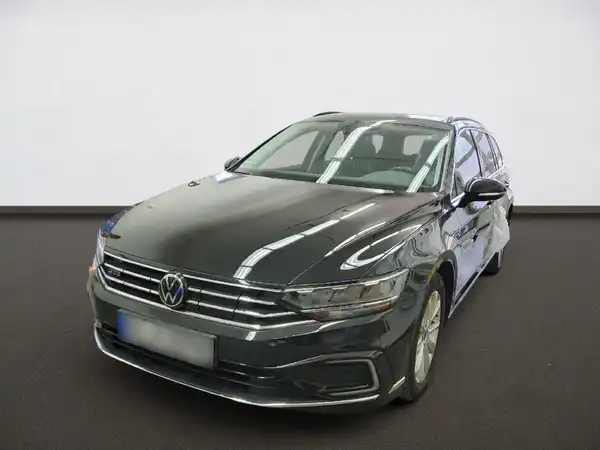VW Passat Variant GTE 1.4 eHybrid Business+ virtual DAB Spur (2/4)