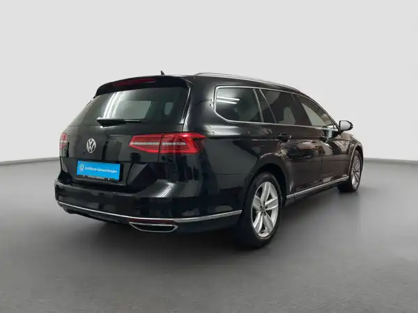 VW Passat Variant 2.0 TDI Business-Premium ACC Pano Navi Kamera (5/17)