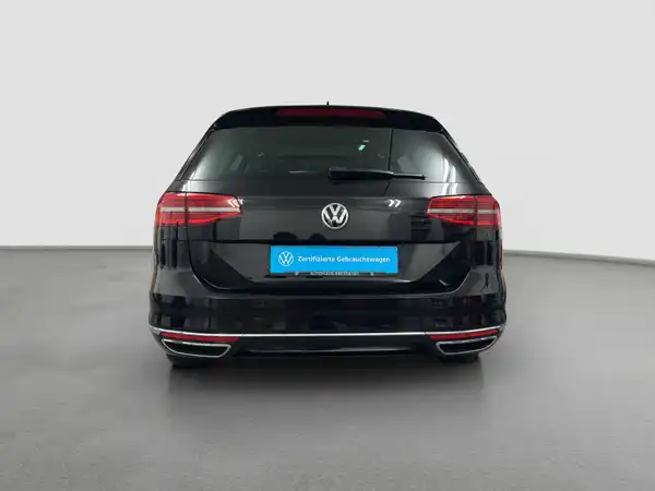 VW Passat Variant 2.0 TDI Business-Premium ACC Pano Navi Kamera (6/17)