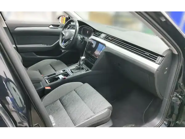 VW Passat Variant GTE 1.4 eHybrid Business AHK Navi Kamera (4/4)