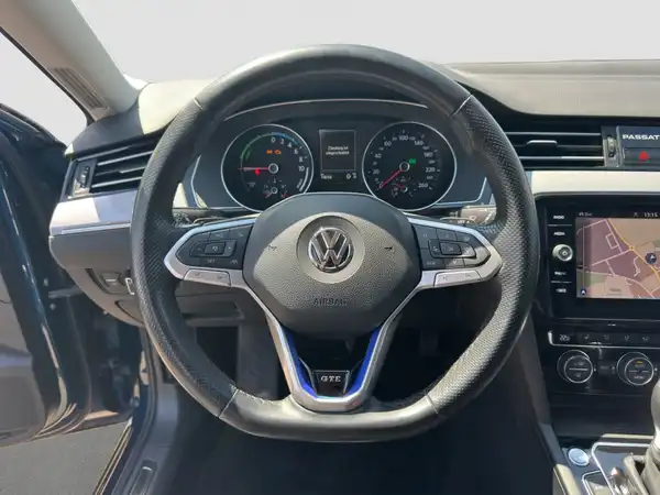 VW Passat Variant GTE 1.4 TSI Hybrid R-Line DCC Leder MATRX (11/17)
