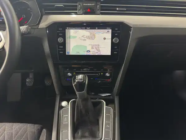 VW Passat Variant Business 2.0 TDI ALarm Travel Assist+ Kamera (12/16)