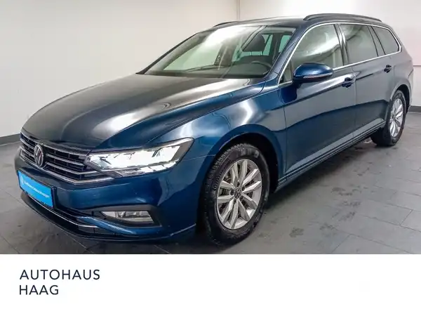 VW Passat Variant Business 1.5 TSI Winter Navi conect App (1/18)