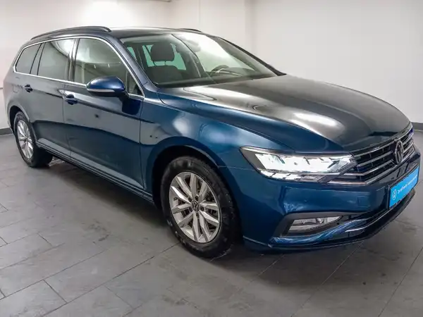 VW Passat Variant Business 1.5 TSI Winter Navi conect App (4/18)