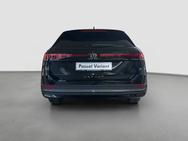VW Passat Business 2.0 TDI (6/17)