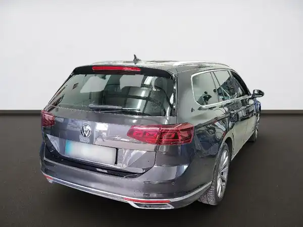 VW Passat Variant GTE 1.4 TSI (3/4)