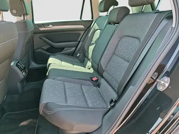 VW Passat Variant GTE 1.4 eHybrid (9/16)