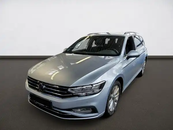 VW Passat Variant 2.0 TDI Business AHK Connect Pano StHzg (2/4)